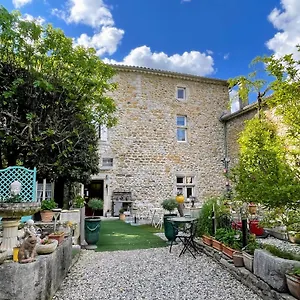 Hotel Le Manoir Du Raveyron ***